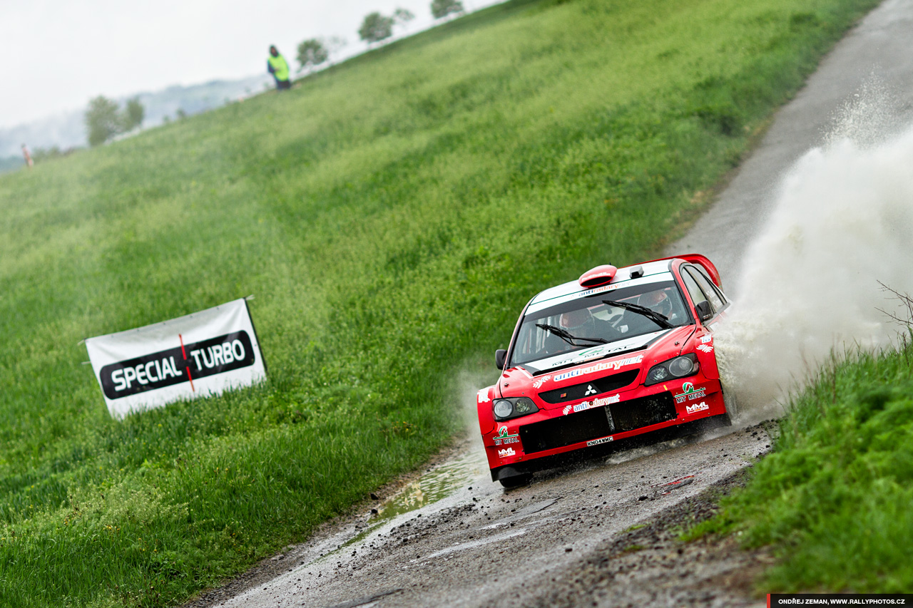 01-antonin-tlustak-mitsubishi-lancer-wrc.jpg